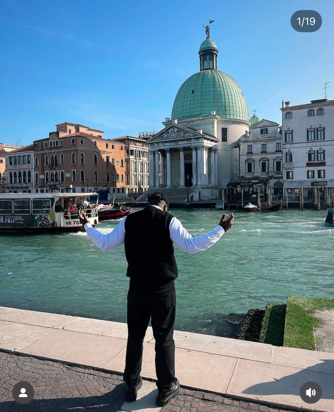 Luxury Unisex WHITE long sleeve fit Shirt. Vol. 1. Free Delivery 🚚 📦🎉