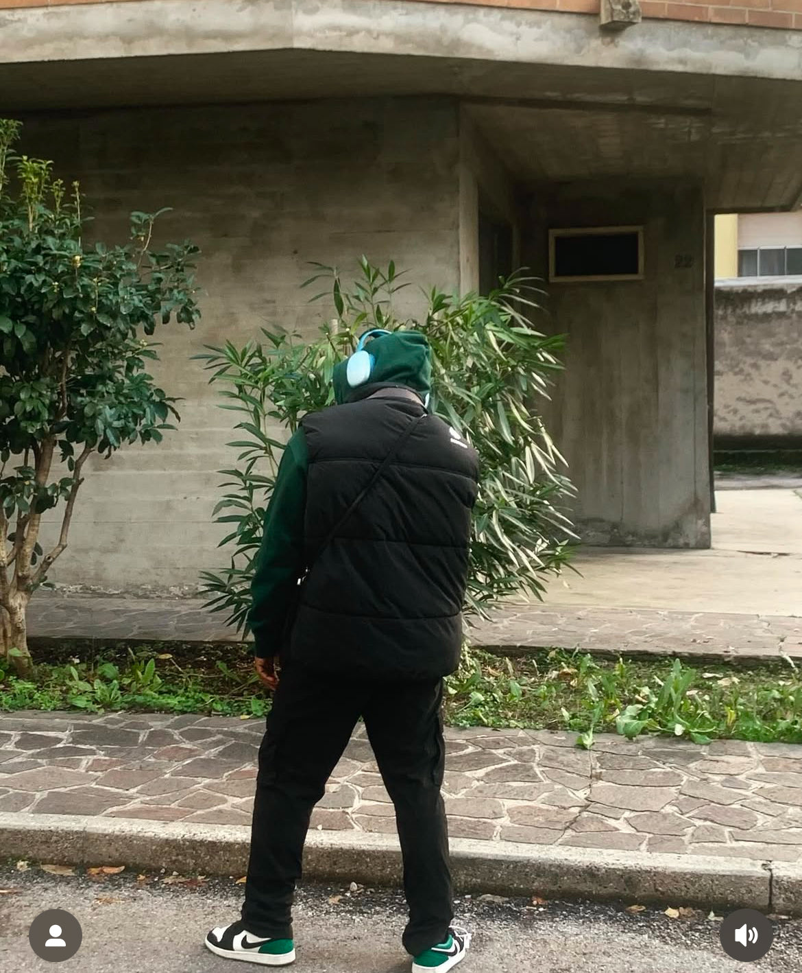 Luxury black Unisex Padded vest. 🎉FREE DELIVERY 🚚📦