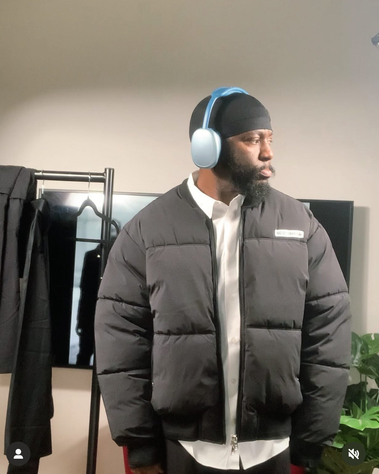 Luxury Unisex Loose Fit  Bomber jacket. vol.1, Available in BLACK AND WHITE. FREE Delivery 🚚 🎉