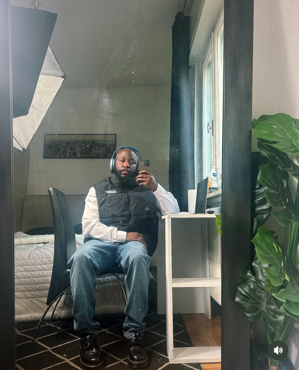 Luxury Unisex WHITE long sleeve fit Shirt. Vol. 1. Free Delivery 🚚 📦🎉