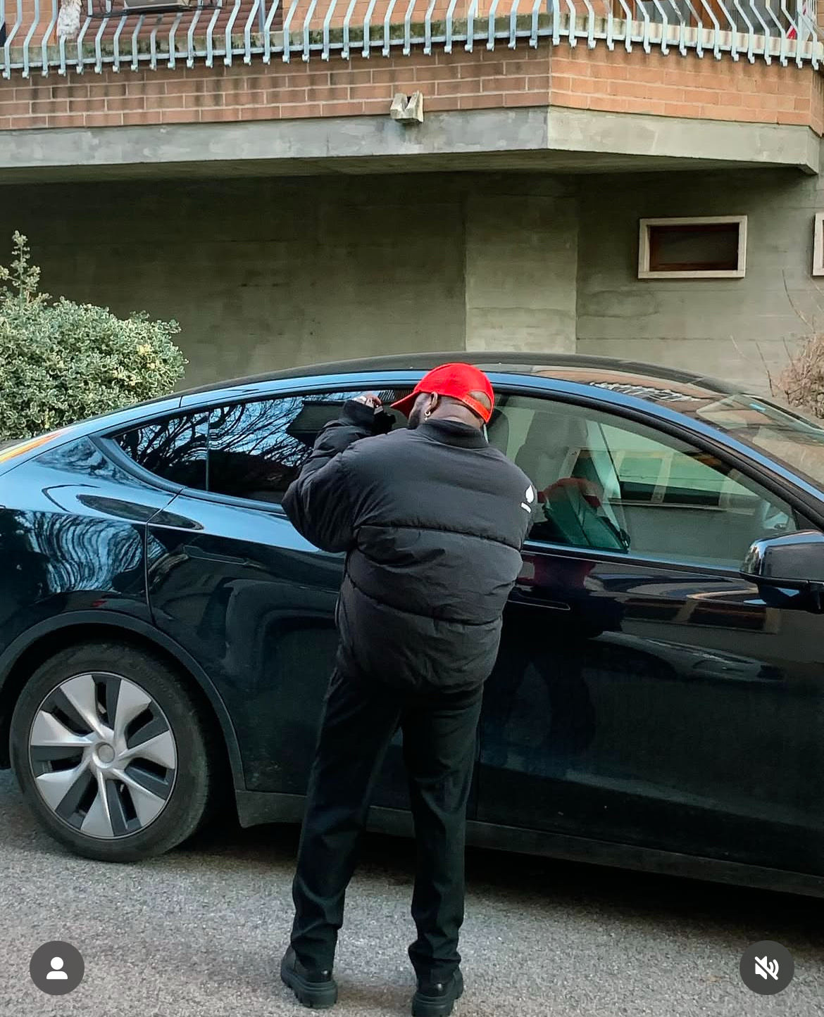 Luxury Unisex Loose Fit  Bomber jacket. vol.1, Available in BLACK AND WHITE. FREE Delivery 🚚 🎉