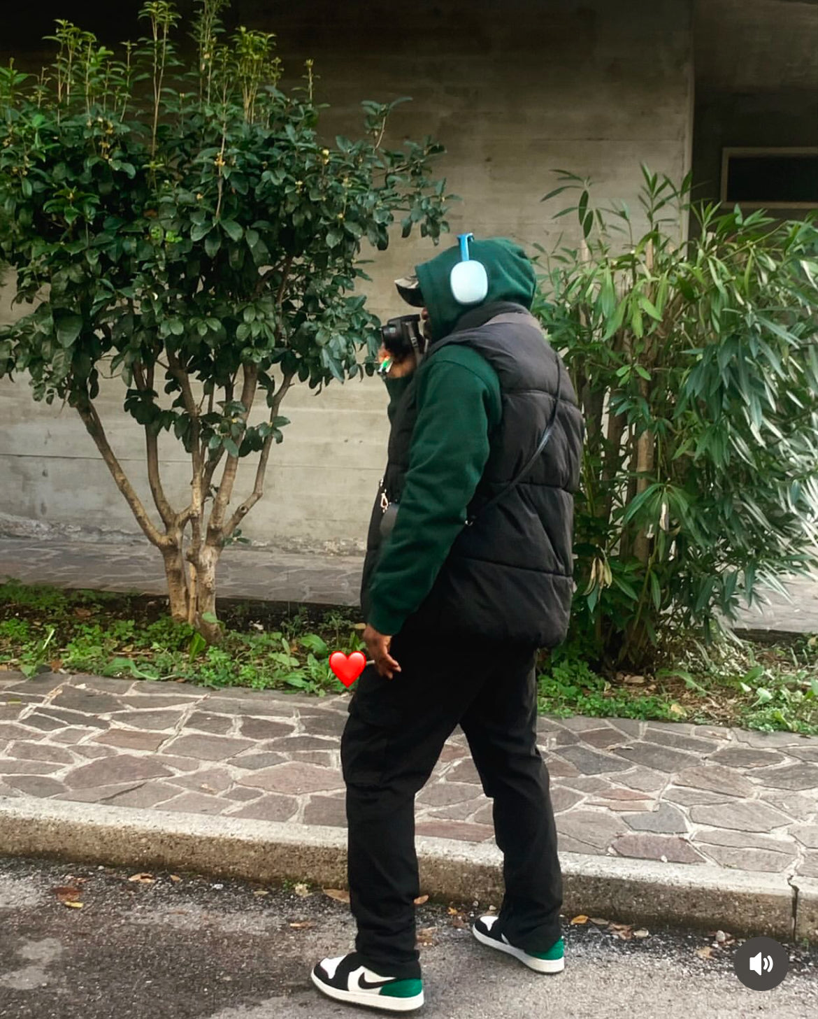 Luxury black Unisex Padded vest. 🎉FREE DELIVERY 🚚📦